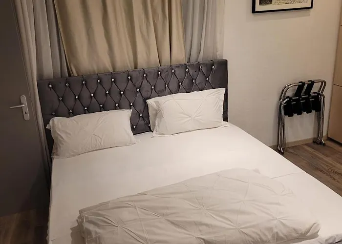 Kurvilla Apartment *